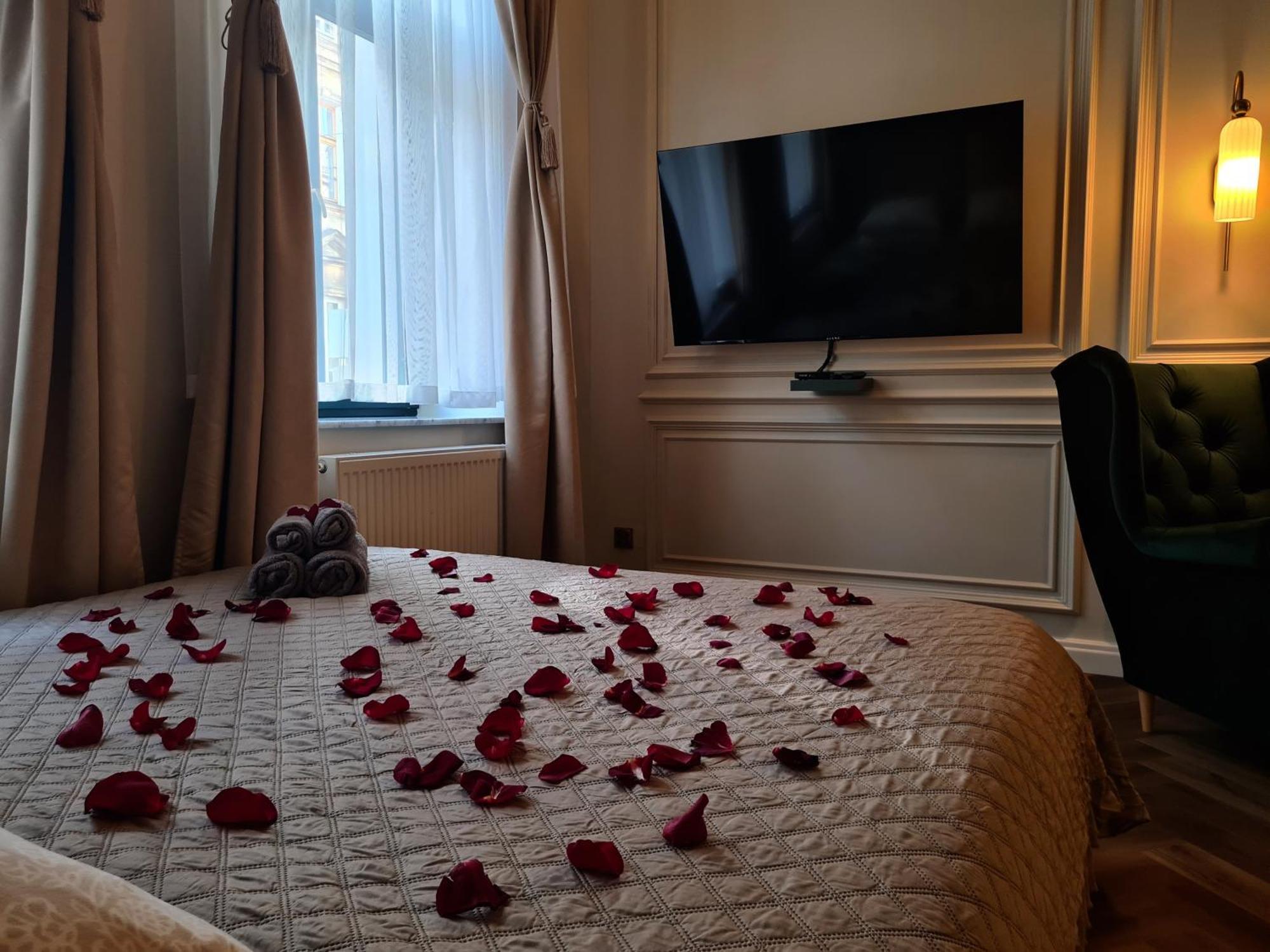 Art Jacuzzi Koletek Apartment Krasków Exterior foto